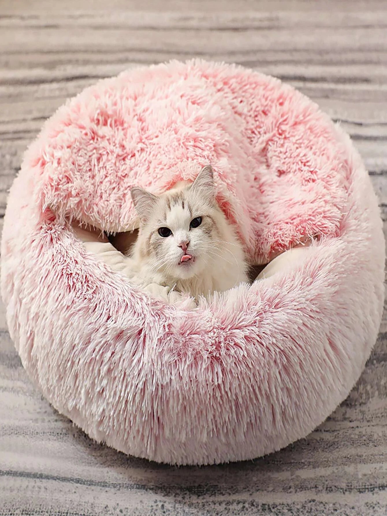 PlushSleep - CozyCave Premium Pet Bed